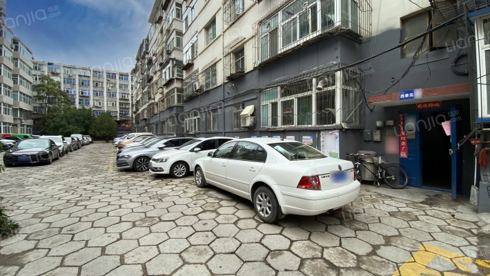 半坡东街38号外景图