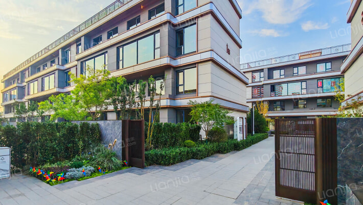 山川如院外景图