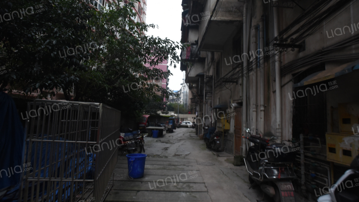 聚兴小区外景图