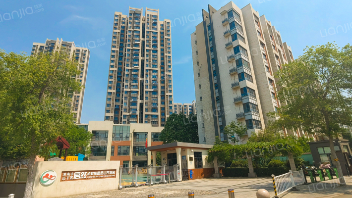 冠华历山吉第外景图