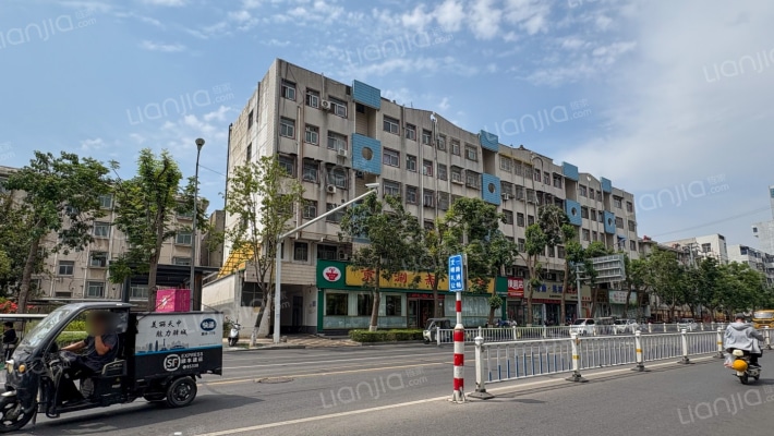 市环保局家属院外景图