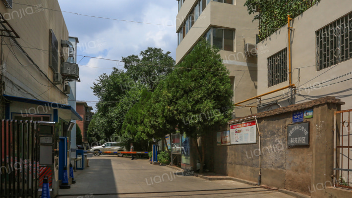 中国科学院兰州分科苑四区外景图