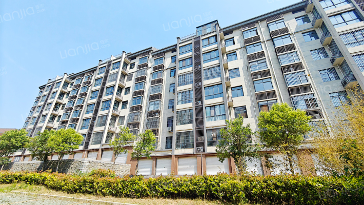 官庄府邸外景图