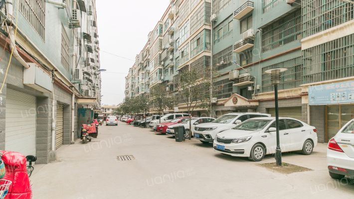 百禾中央都市公寓外景图