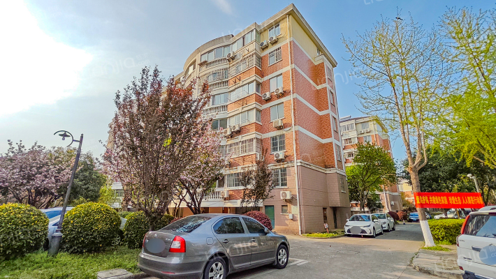 越秀南路927号外景图