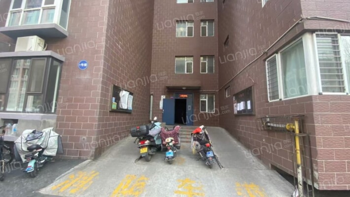 公交公司高层外景图