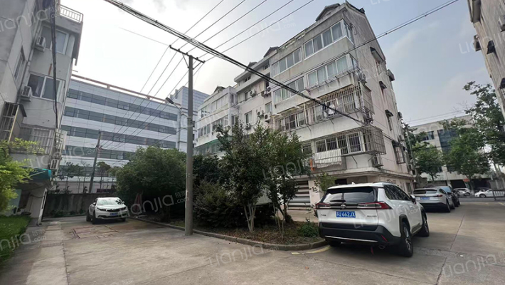 中信小区外景图