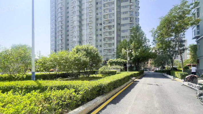 蓝水假日外景图