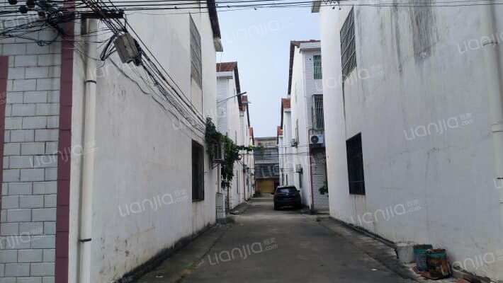 白潭湖小区外景图