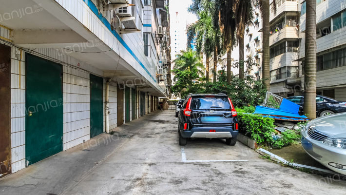 平湖花園外景图