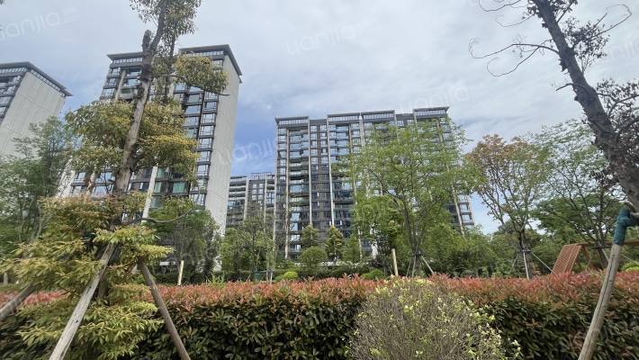 麓鸣九天麓鸣苑外景图