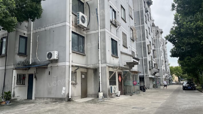 吴模家园东区外景图