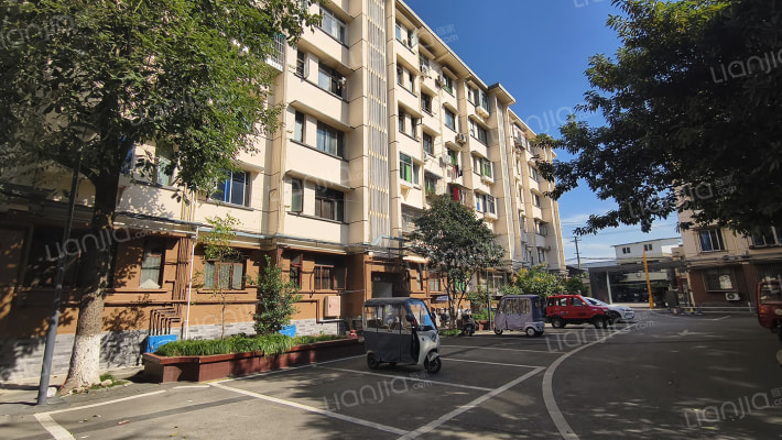 邓工场小区外景图