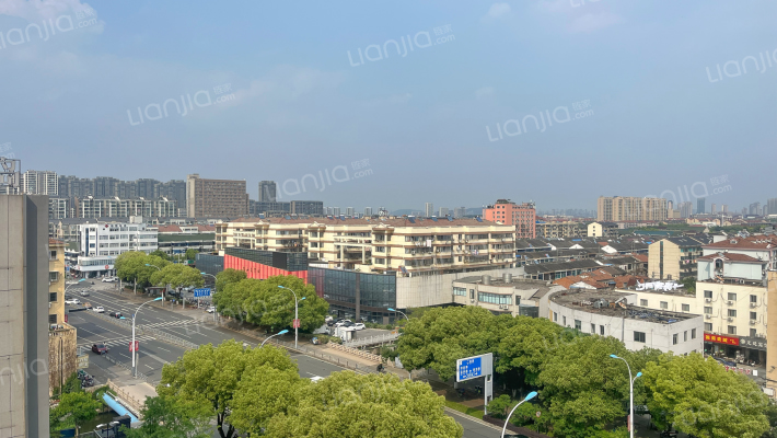 城区中心市场小区外景图