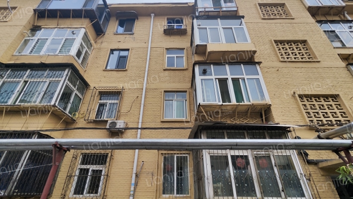 乡镇企业局家属楼外景图