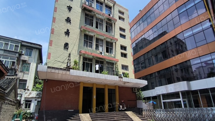 淮河路204号外景图