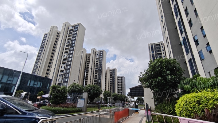 碧桂园剑桥郡三期外景图