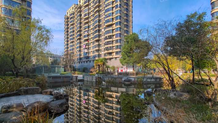 君豪花园外景图