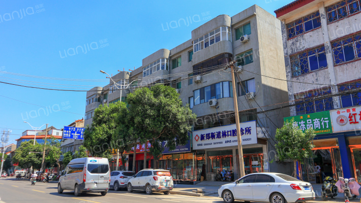 宝利来小区外景图