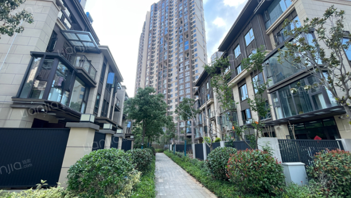 武汉雅居乐花园4期外景图