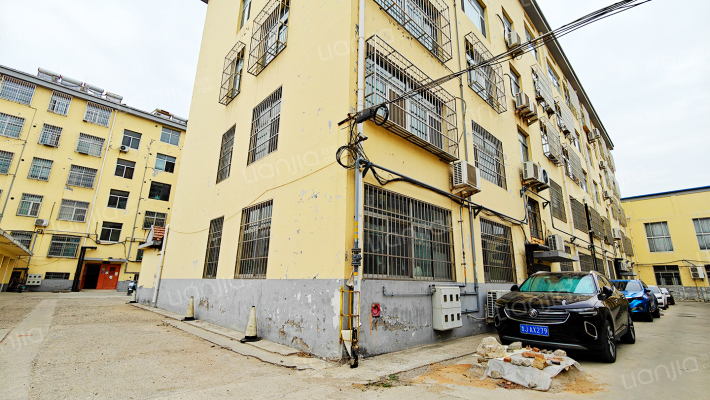 省庄一中家属院外景图