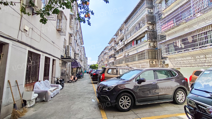 越泉建东中路外景图