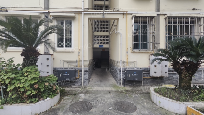 沼气办家属区外景图