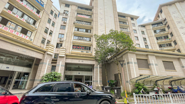 东湖商务公寓外景图