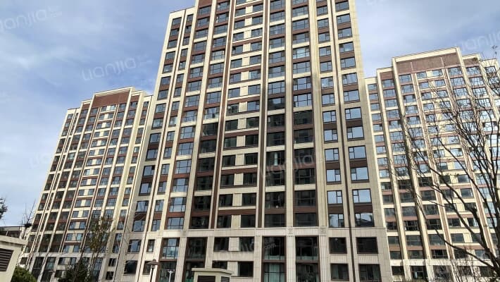 国赫天玺外景图