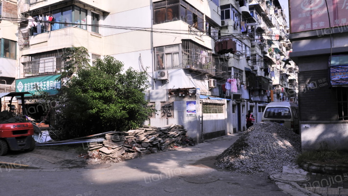 柏果树20-26号外景图