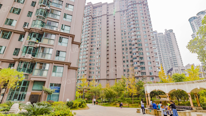 银海东湖珞珈外景图