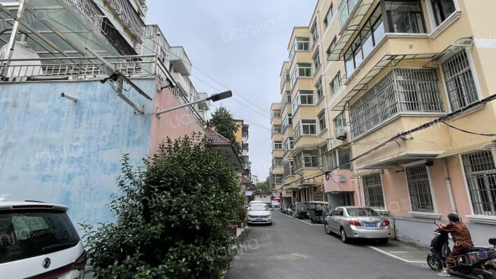 红杏小区外景图