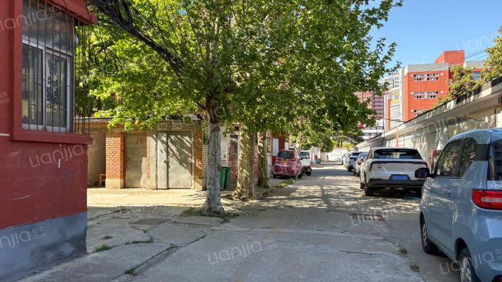 粮食局家属院外景图