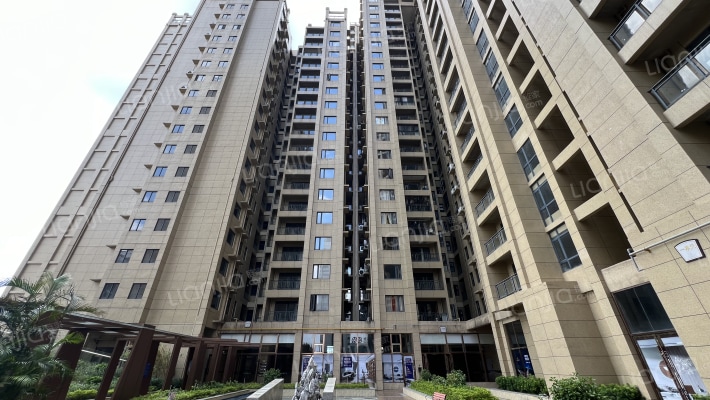 南洋国际广场外景图