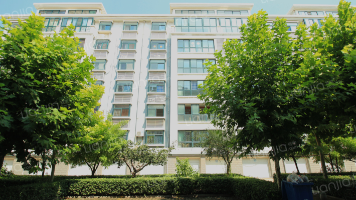 怡乐园小区外景图