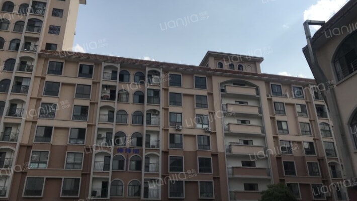 时尚假日外景图