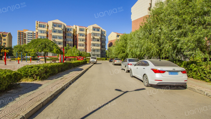 康居小区外景图