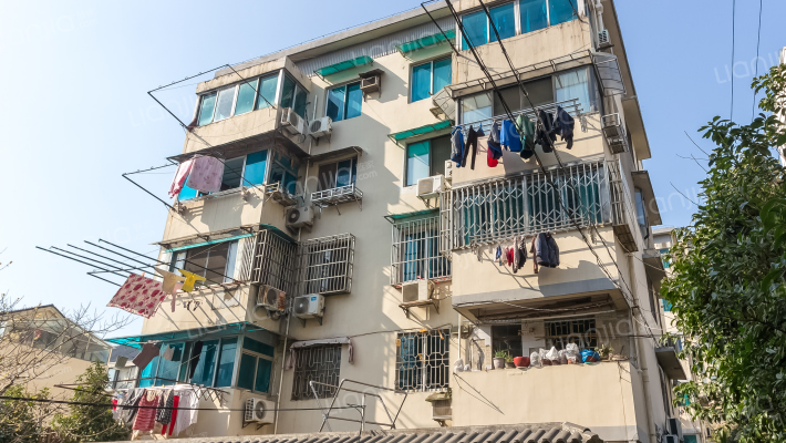 虹桥路8号外景图