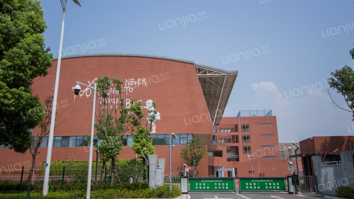 阿卡迪亚四区外景图