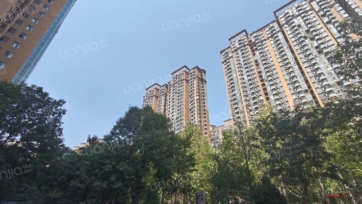 赵都新城泰和园外景图