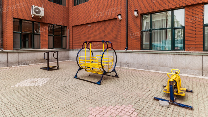 荣盛花园外景图