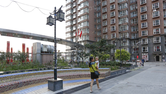 下元二小区C区外景图