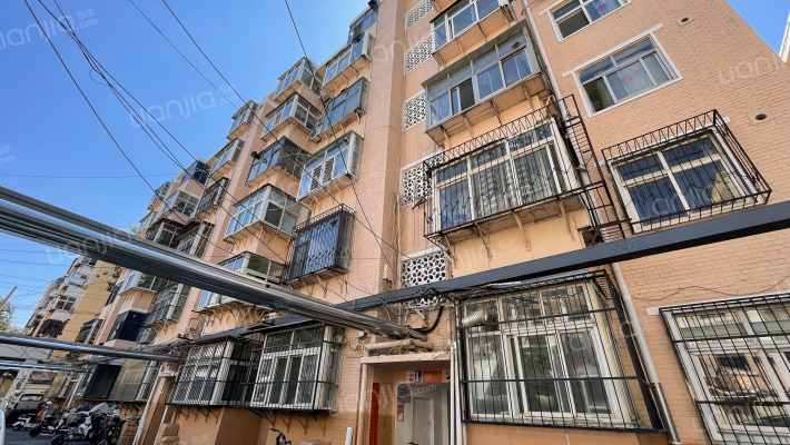 陵园路立新胡同外景图