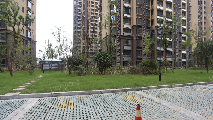 恒泰阿奎利亚8.0组团外景图