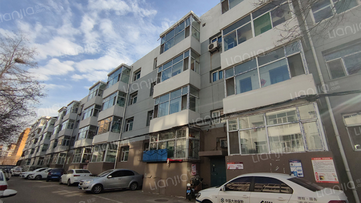 教委宿舍外景图