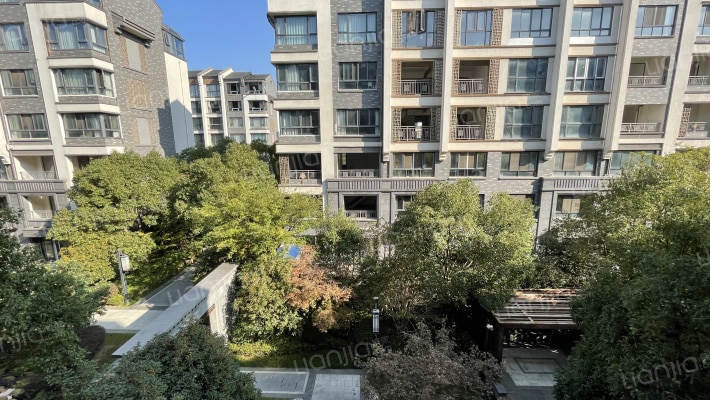 弘陽·上圜外景图