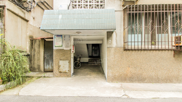 襄阳市襄城区粮食局家属院外景图