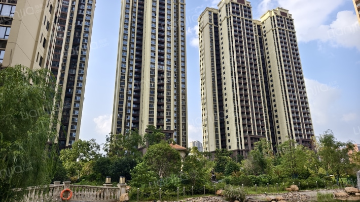 南璟滨江书苑外景图