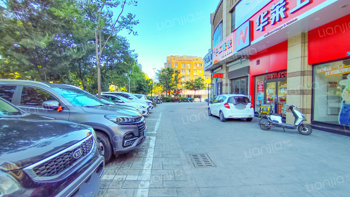 金贸中心外景图