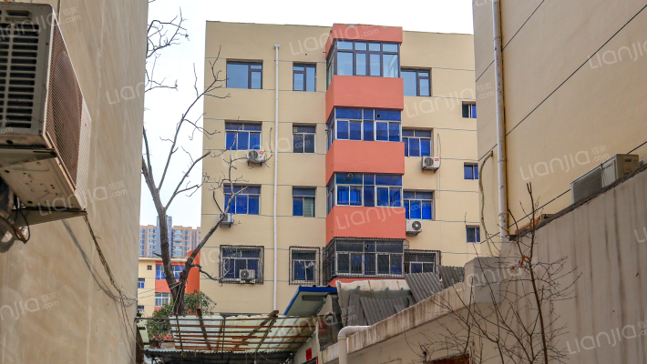 勤劳街4号院外景图